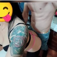 Parejadiablillaa's Offline Chat Room