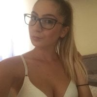 xxxsweetnatyxxx's Offline Chat Room