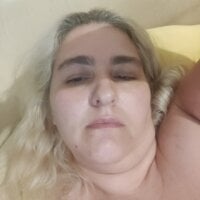 vanedecrou's Offline Chat Room