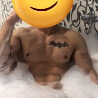 cankuzey23's Offline Chat Room