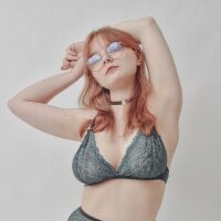 Glittery_Kitty Adlı Modelin Çevrimdışı Sohbet Odası