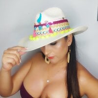 Sharonn_Miller's Offline Chat Room