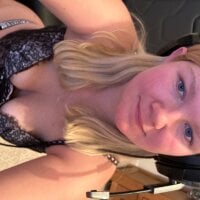 UK-NAUGHTY-ELLALive Webcam