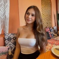 Bonita_Camila00 webcam