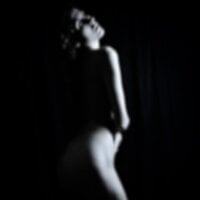 LindaRh's Offline Chat Room