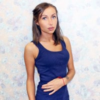 VictoriaLush's Offline Chat Room