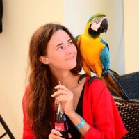 LanaRhooades' Offline Chat Room