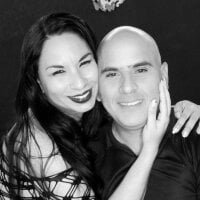 SecretRoom69's Offline Chat Room