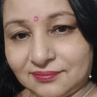 Sexyshott webcam model