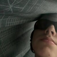 LarryJJ88 webcam