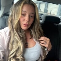 ALICIA_GLAMOUR