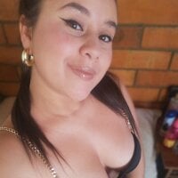 Angie_Cruhs_ch webcam model