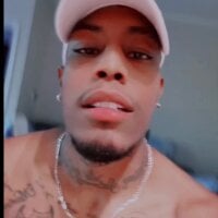 bigcock21inches webcam model