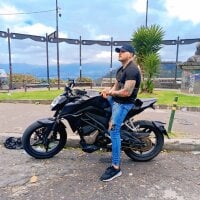 _Tatt00_yisus_ webcam