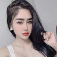 Lianlian68 webcam model