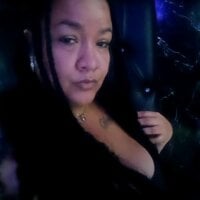 HeartyStraggle webcam model