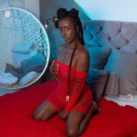 zoe_ebonyy