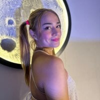 emmaa_grey
