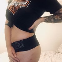 blacklaceandcoffee's Offline Chat Room