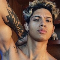 massimo_alessandro webcam model