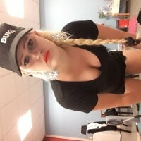 cindyxxxxx's Offline Chat Room