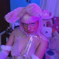 Mattilda_18 webcam model