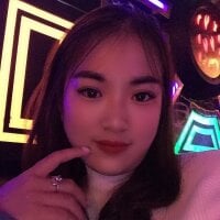 Lina-sexyy webcam model