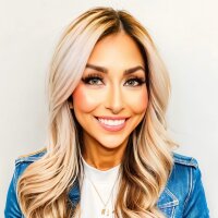 MexicanGoddesss' Offline Chat Room