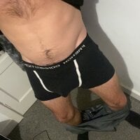 anonymousstraighttwink's Offline Chat Room