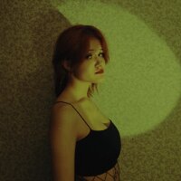 LunarAdrienne webcam model