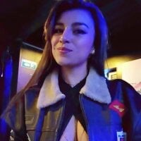 sweet-daniela webcam model