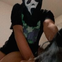 cuckold_cuople's Offline Chat Room