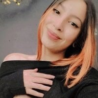 ห้องแชทออฟไลน์ของ NadiaMadison