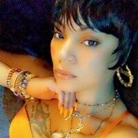 realninafame webcam