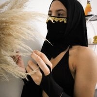 anisa_sabag's Offline Chat Room