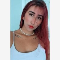 catalina_daniels1's Offline Chat Room