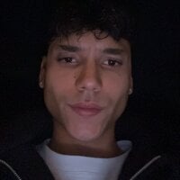 TyroneeDE webcam