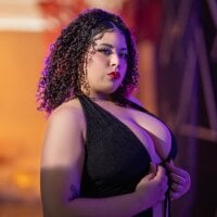 Saray__cloverr's Avatar Pic