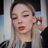 Laurainlove's Profile Pic