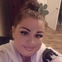 Gummiebear1230 webcam model