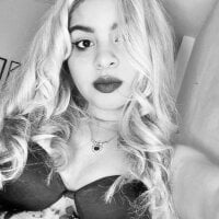 ScarlettDuran webcam