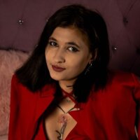 Lucy_Live