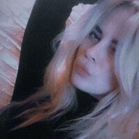 Whitney_Grendes' Offline Chat Room