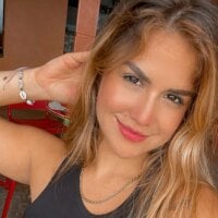 kemilfranceska's Offline Chat Room