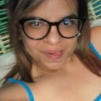 danimora_magiczot03's Offline Chat Room