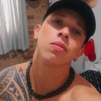 arturotatoo's Offline Chat Room
