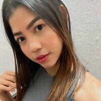 online-models6's Offline Chat Room