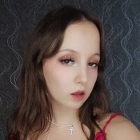 Little_monster_one's Offline Chat Room