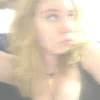 Fanta_girl's Offline Chat Room