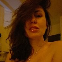 OneNastyBabe's Offline Chat Room